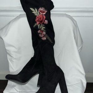 Women's Black Boots with Floral Design